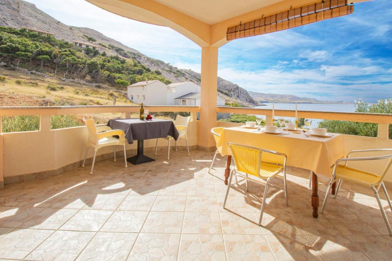 Sladana Direckt At The Beach Metajna Exterior photo